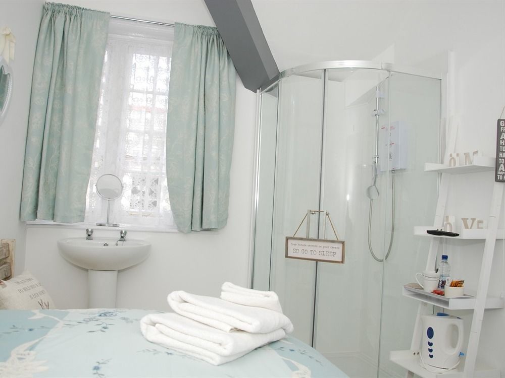 Kings Arms Hotel Holsworthy Extérieur photo